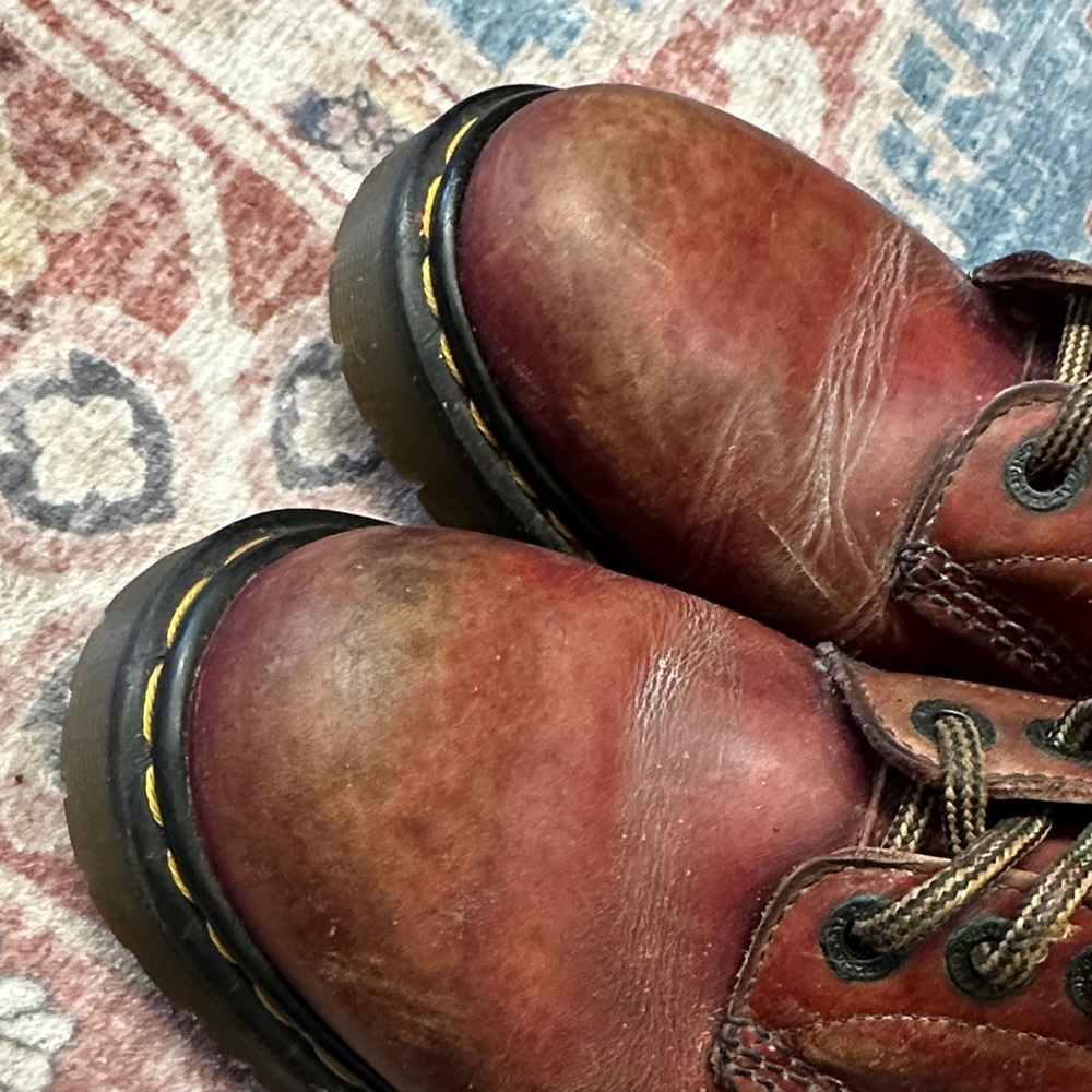 Dr. Martens Burgundy  Leather MADE IN ENGLAND - Picture 12 of 13